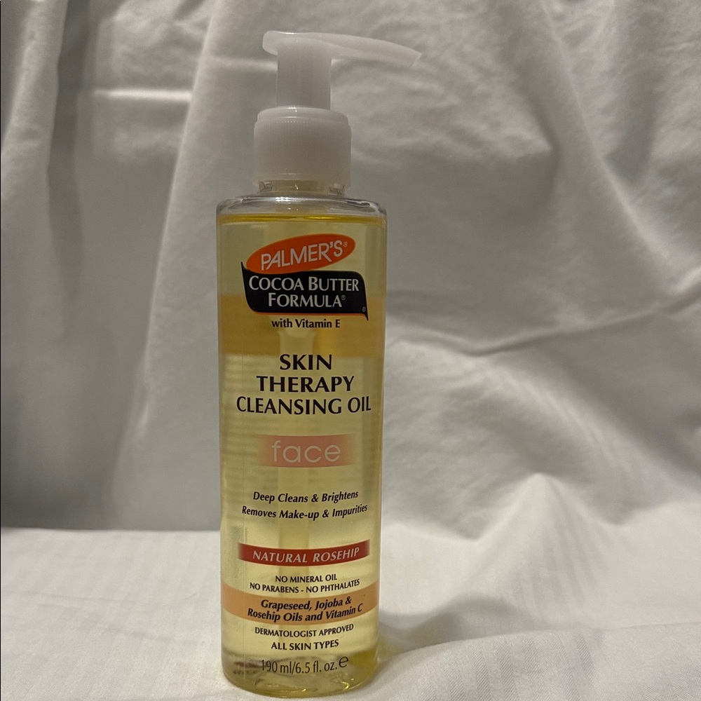 Skin Therapy Cleansing Oil with Vitamin E - Yellow